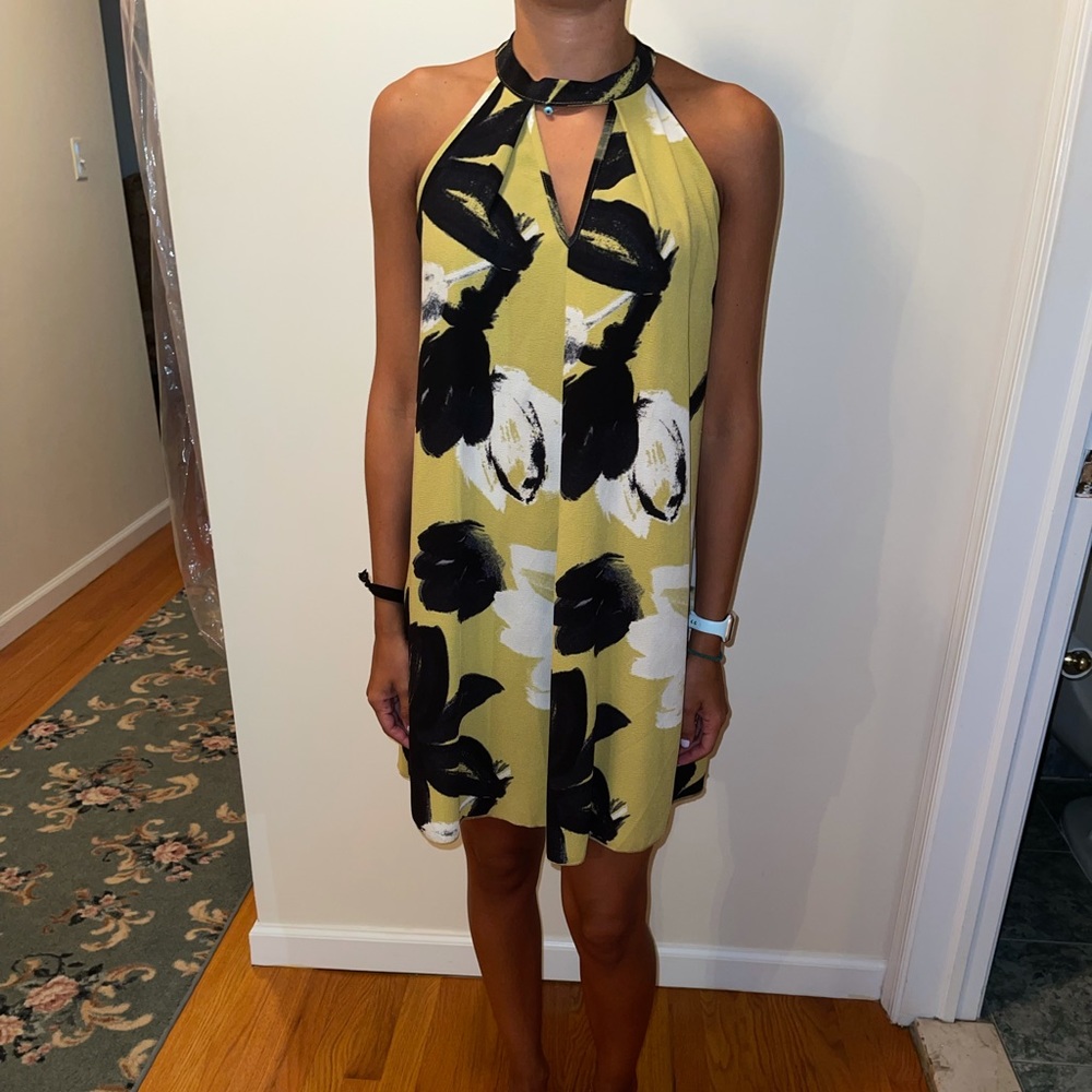 Keyhole yellow floral dress